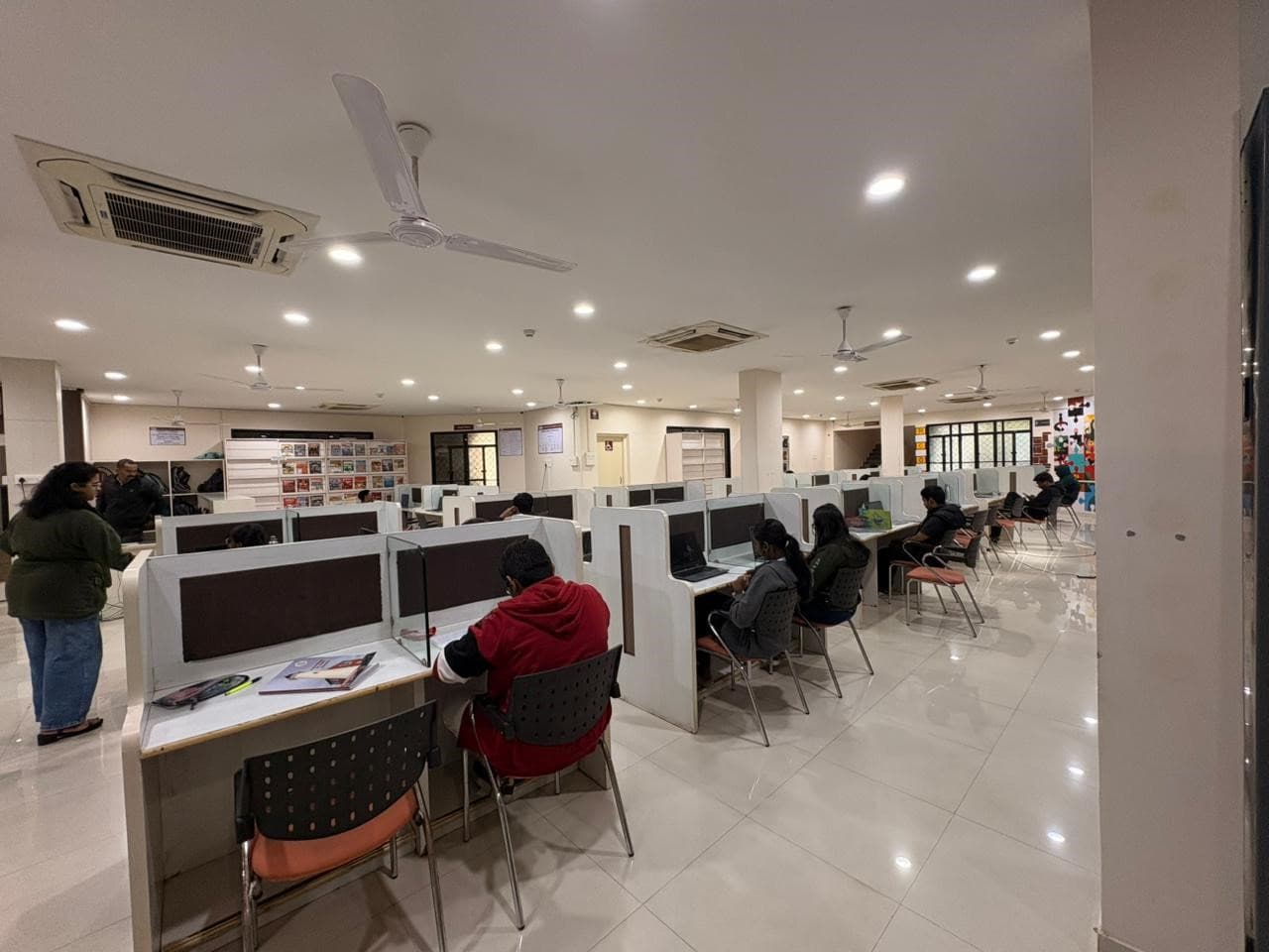 Ramdeobaba University Academic Building photo 18